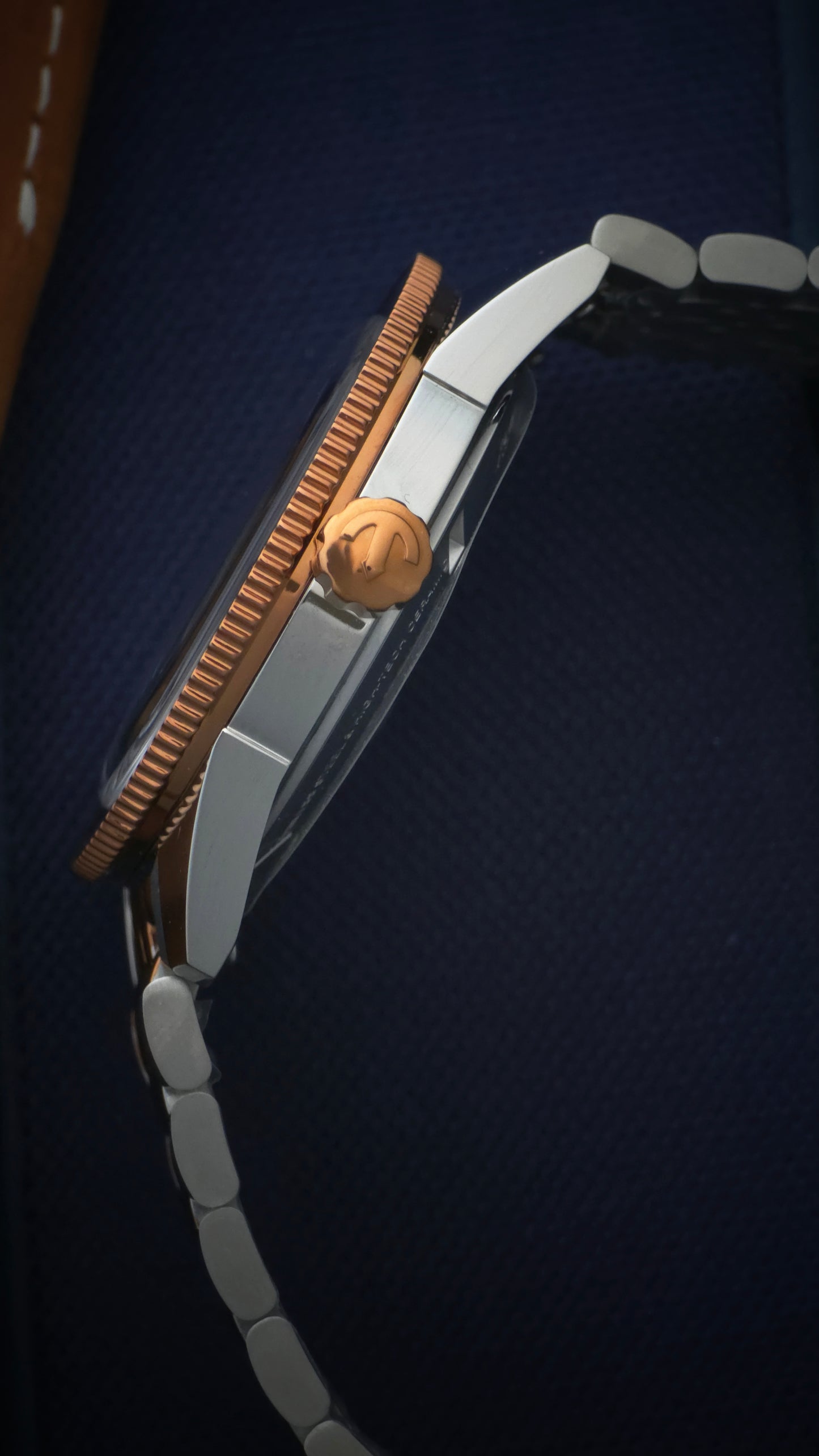 Rado Captain Cook Black Dial high tech ceramic with Rose Gold Accents Ref:R32137153 Brand-New 42mm