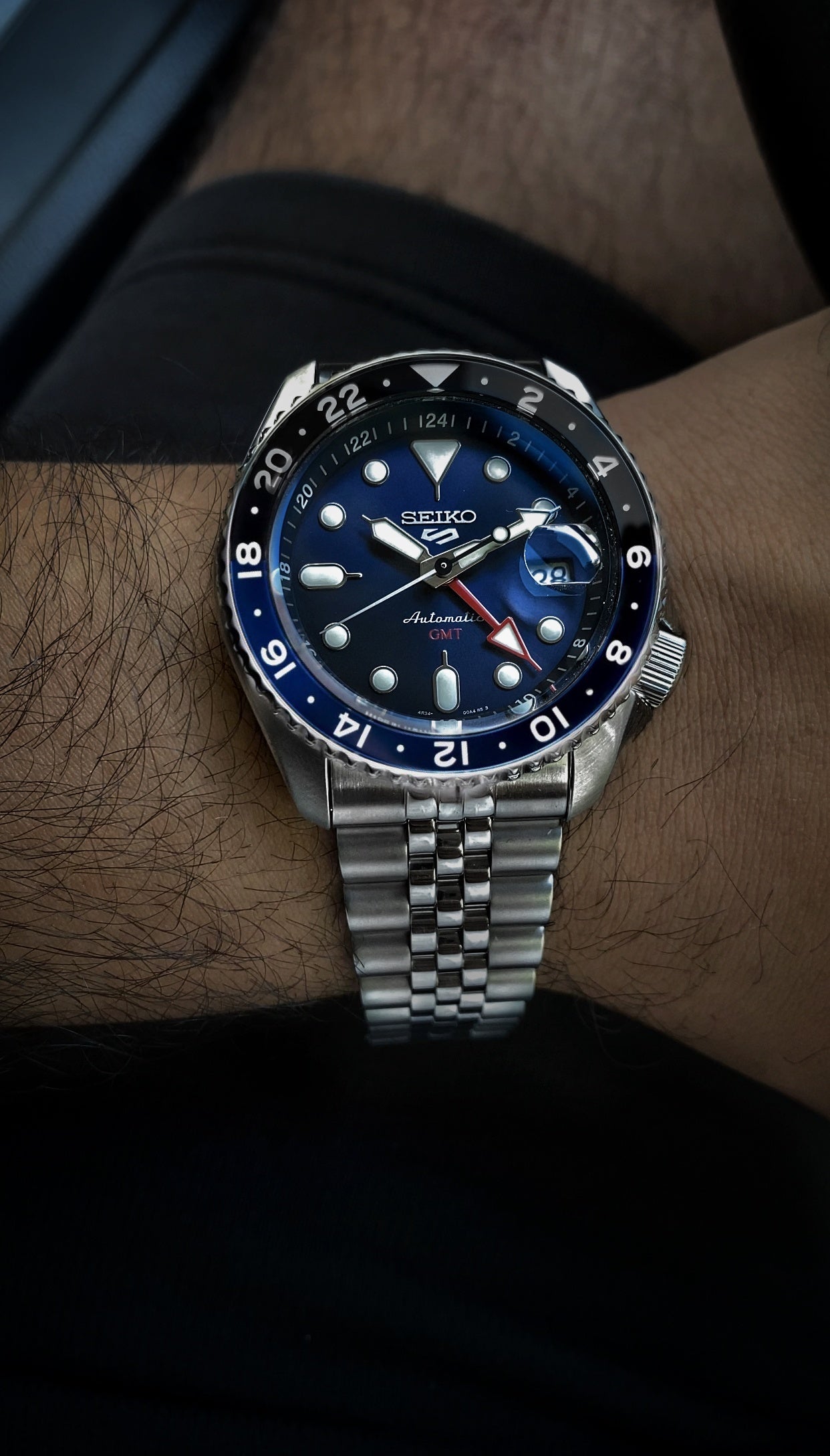 Seiko 5 sports GMT ssk003k1 Blue dial 42mm (Brand-New)
