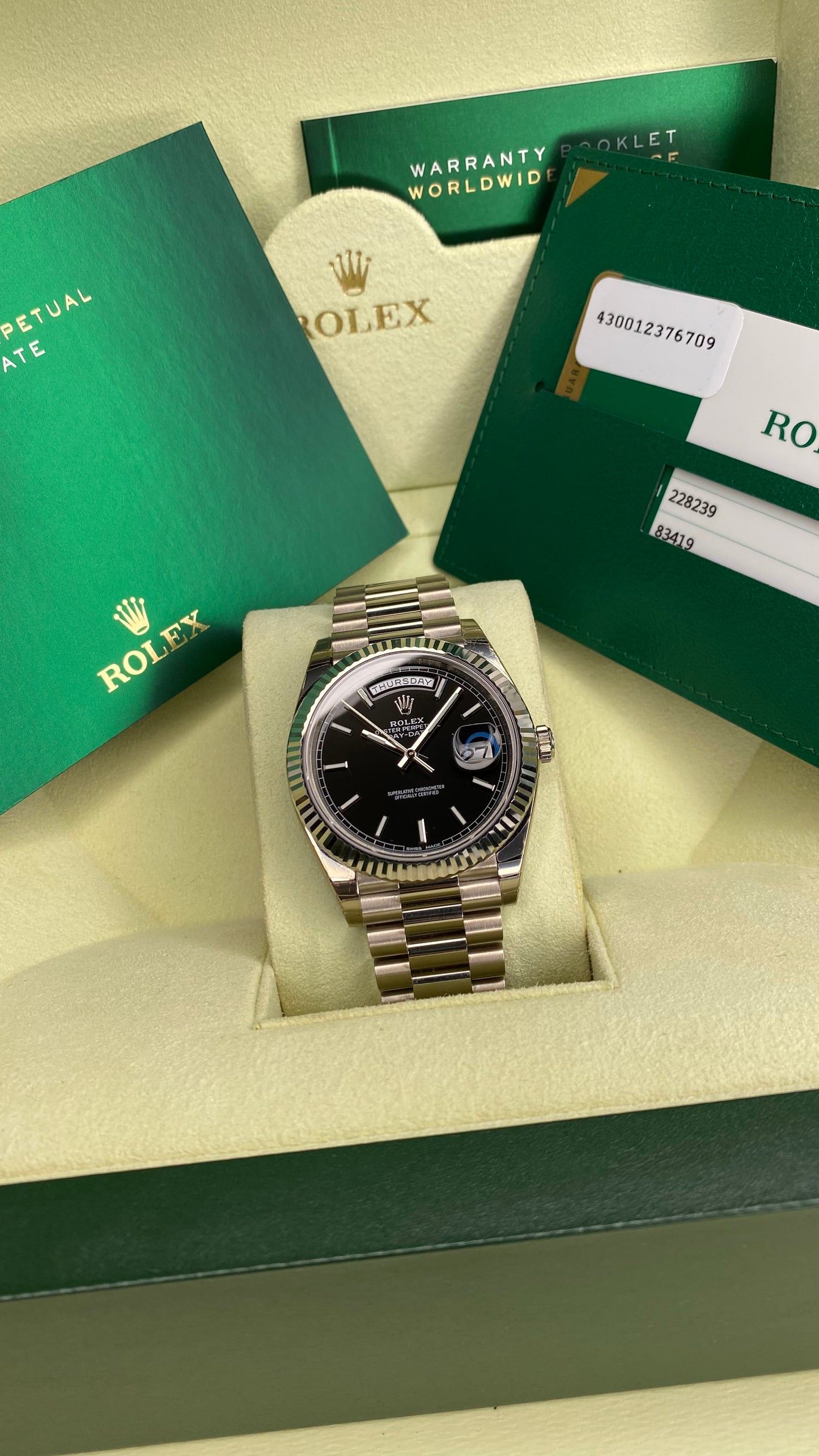 Rolex Daydate 41mm 228239 (New)