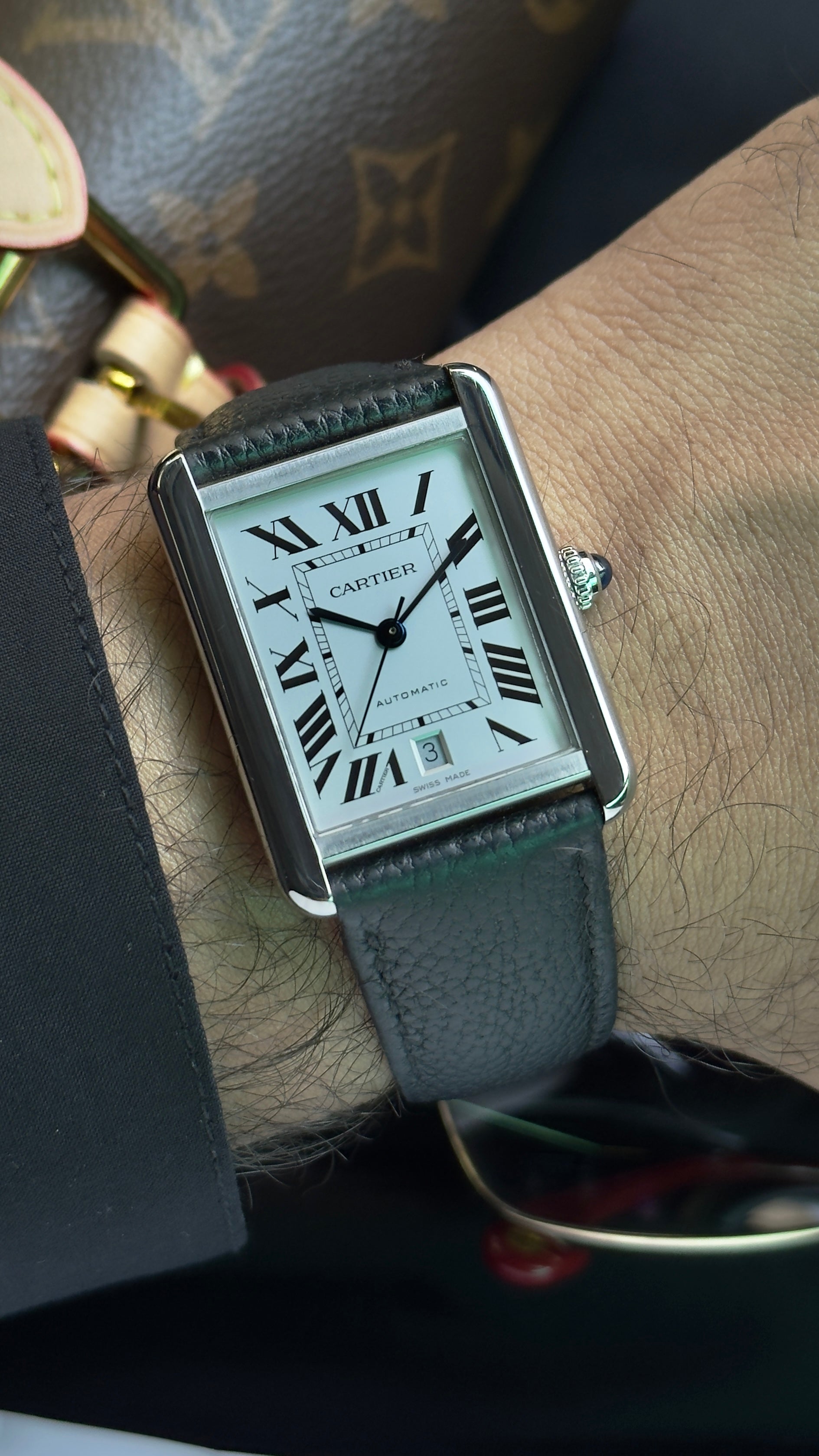 Cartier tank solo sizes best sale