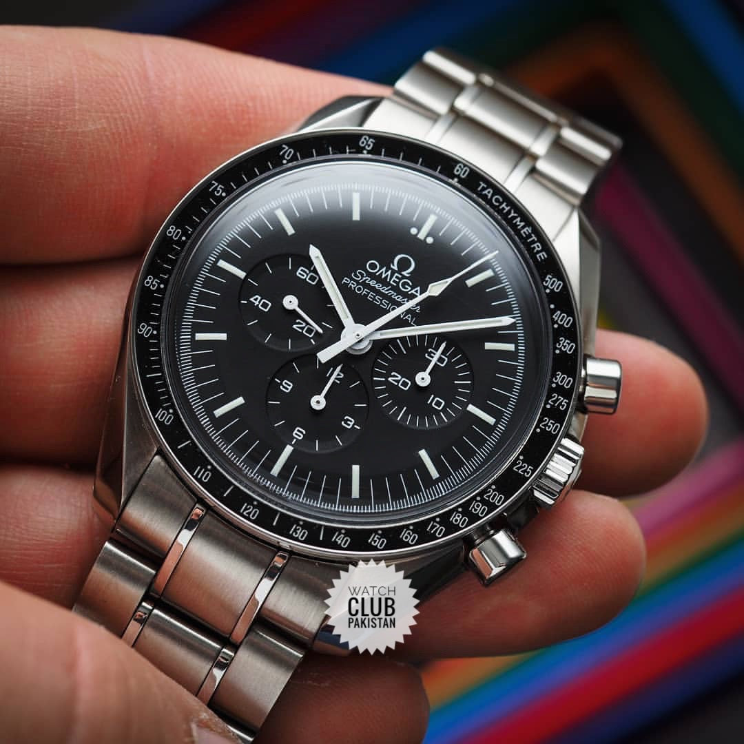 Omega speed master Sapphire sandwich ref: 311.30.42.30.01.006 (Pre-owned)
