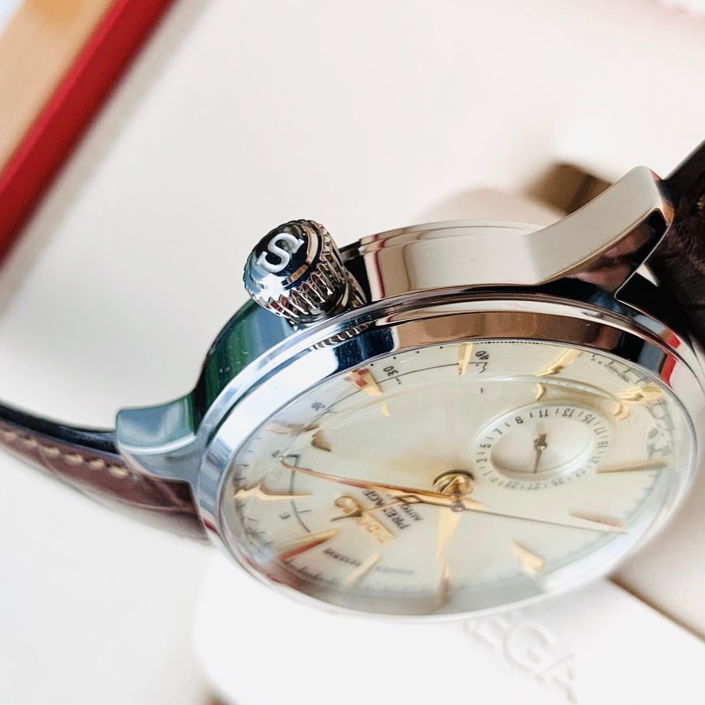 Seiko Presage Cocktail Cream dial time with power reserve 41mm (Brand-New) Ssa387j1