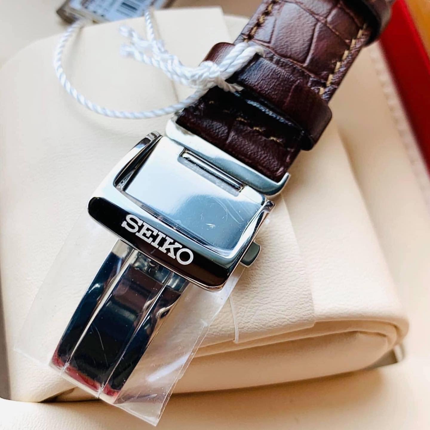 Seiko Presage Cocktail Cream dial time with power reserve 41mm (Brand-New) Ssa387j1