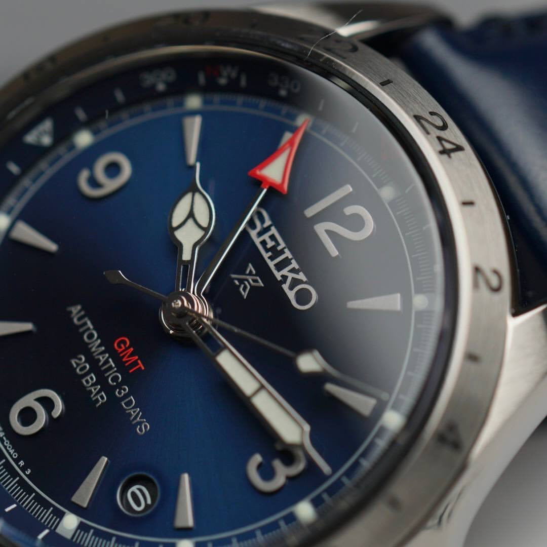 Seiko Alpinist GMT SPB377j1 39mm (Brand-New)