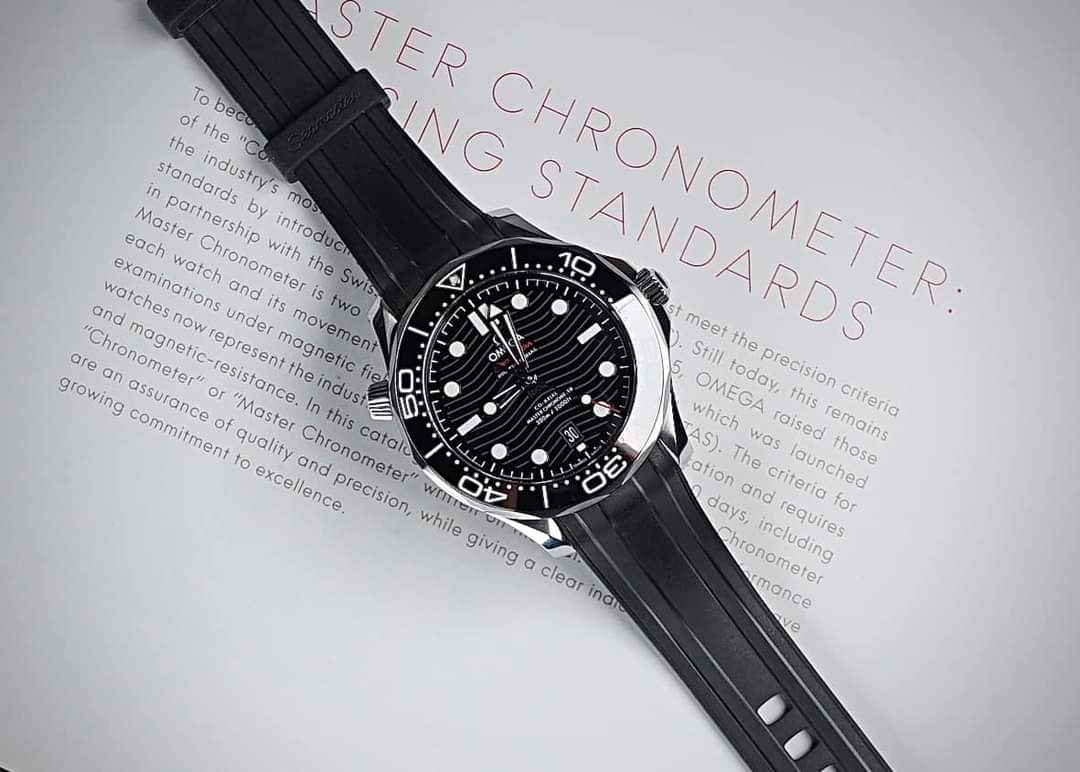 Omega Seamaster 300m Ref: 210.30.42.20.01.001 42mm (Pre-owned) black dial 2018