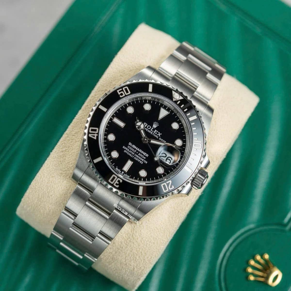 Rolex Submariner 126610LN (Preowned) 2023 full set Black Dial