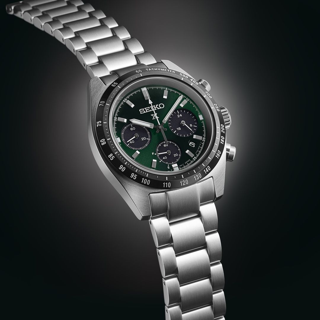 Seiko Prospex solar Speed Timer Green Panda chronograph Ssc933P , Ssc933P1 (Pre-order)