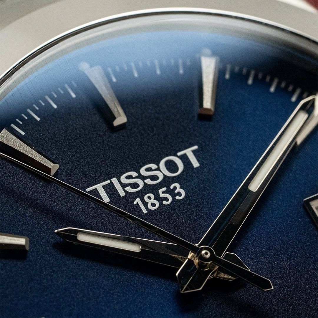 TISSOT GENTLEMAN POWERMATIC 80 SILICIUM Blue dial
T127.407.11.041.00