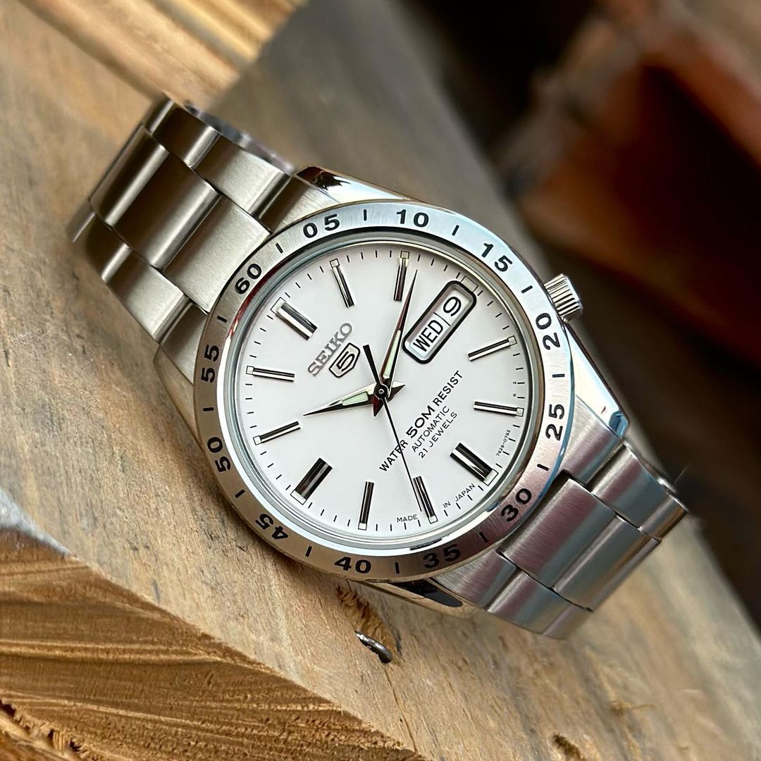 Seiko 5 polar snkd97