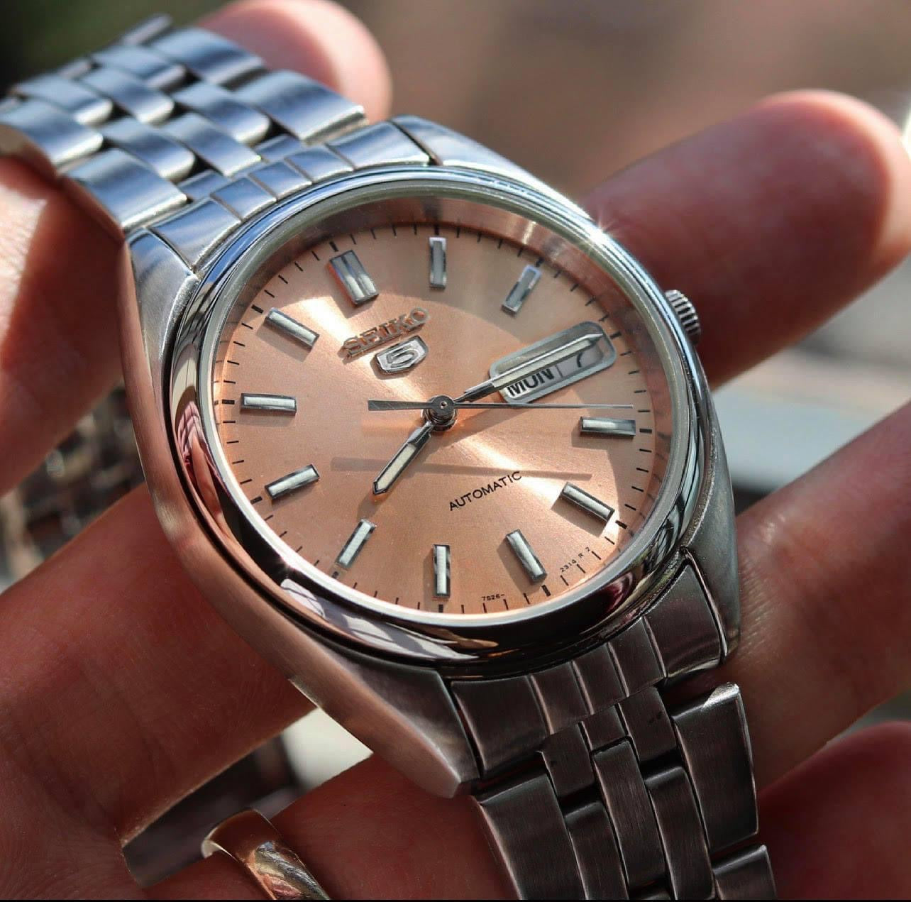 Seiko SNXA11 snxa11 Salmon dial super rare (Preowned)
