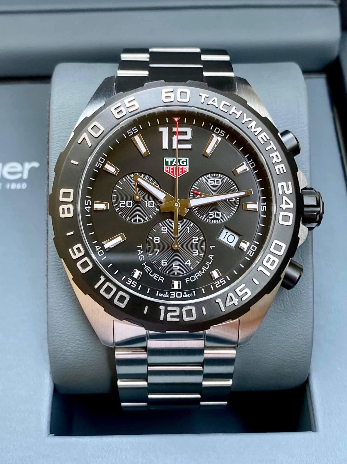 Tag Heuer Formula 1 chronograph Quartz Mens 43mm - CAZ1010.BA0842