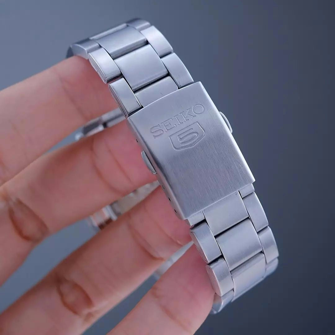 Seiko 5 polar snke01j1