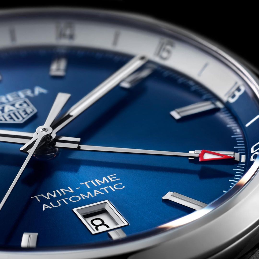 Tag Heuer Carrera Gmt 2021 Wbn201a (Preowned)