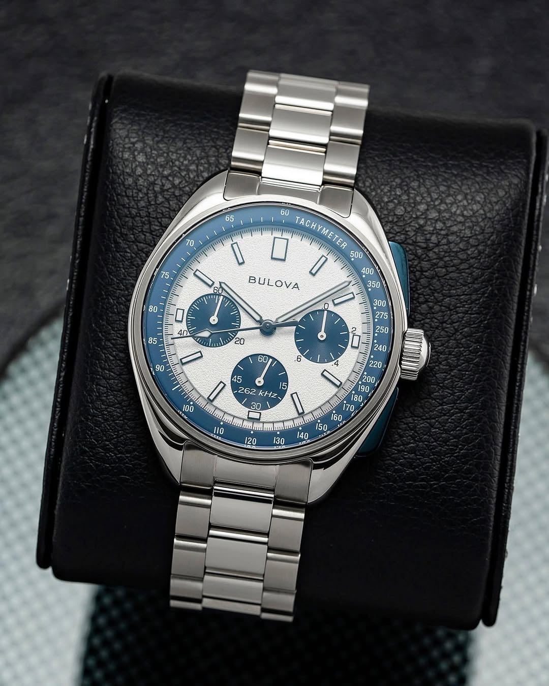 Bulova Lunar pilot Special edition with strap (Brand-New)43mm full set Blue Panda