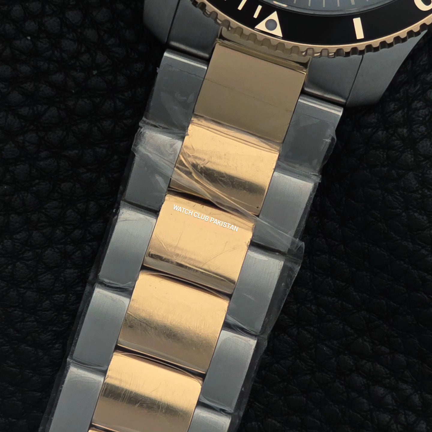 TISSOT SEASTAR 1000 POWERMATIC 80 40MM
T120.807.22.051.00
40 mm (Brand-New) black dial