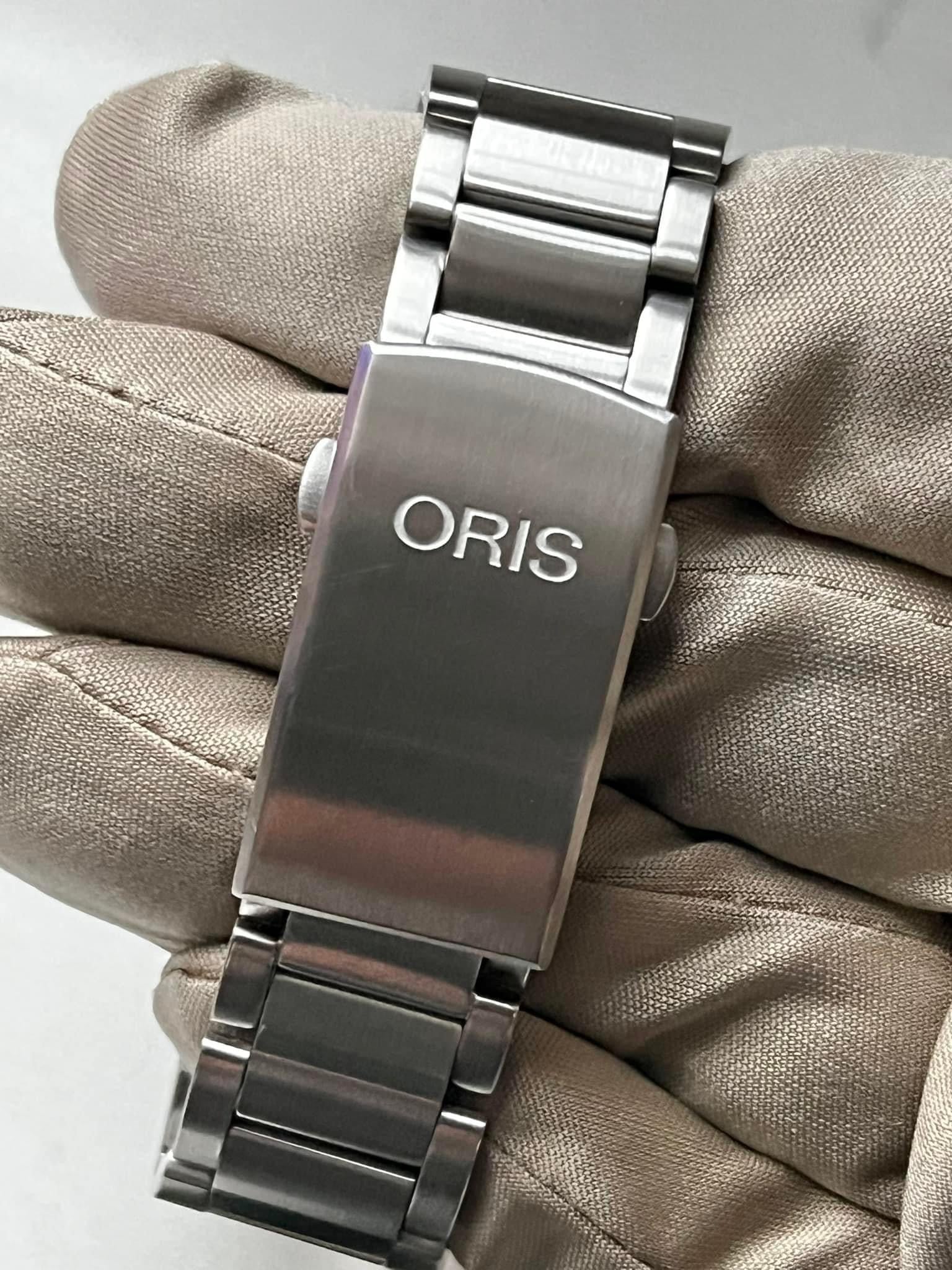 Oris hulk 43mm 01 733 7730 4157 07 8 24 05PEB Preo wned